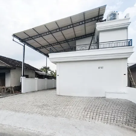 RedDoorz Fortuna Infinity Near Alun Alun Sragen