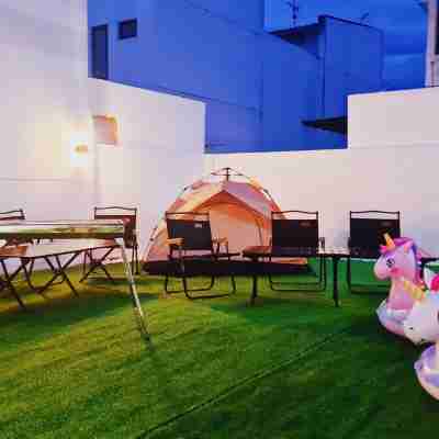 20-person pool table / BBQ / TV games / kids' pool / KTV Kulai Hotel Exterior