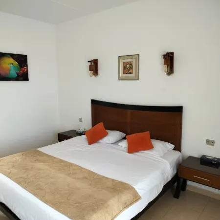 Sharm el naga resort and diving center