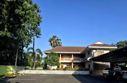 Laem Thaen Guesthouse Bangsaen-Angsila Road - Pensions