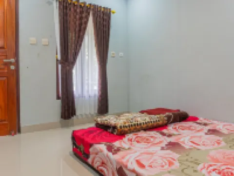 Pusaka Rinjani Bungalow Hotels in East Lombok Regency