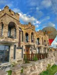 Alika Castle House