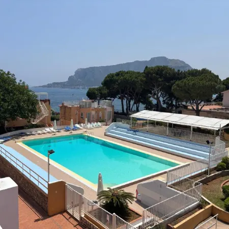 Love Mondello