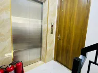 25 House Ngoc Lam Hotels near Long Bien