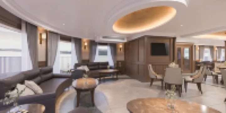 Paradise Legacy Cruise HaLong