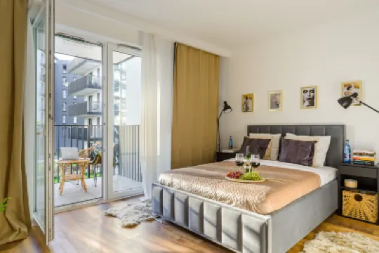 Lumina Superior 3-room apartment near Manufaktura โรงแรมใน
