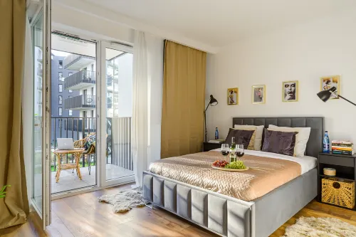 Lumina Superior 3-room apartment near Manufaktura
