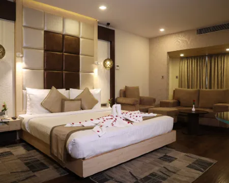 納特拉吉酒店 詹謝普爾酒店