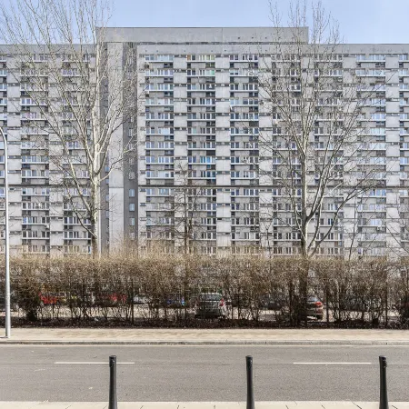 Lumina comfy 4-room apartment near the city center