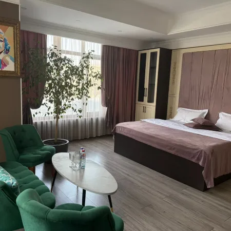 Hotel Monroe Отели рядом с Аэропорт Алматы