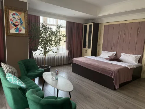 Hotel Monroe