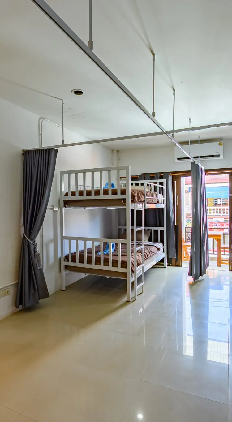 Bed in A Bed in Mix Dorm - 6 Beds (Mixed Gender)