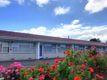 St George Motel Отели рядом с достопримечательностью «Окленд Ботаник Гарденс»