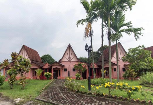 INB 리조트 수영장