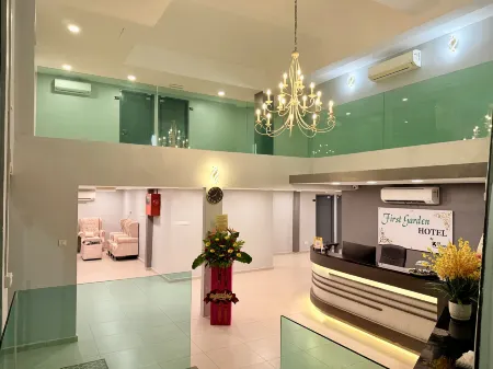 First Garden Hotel By KR Cosmos Sdn Bhd Отели рядом с Аэропорт Куантан