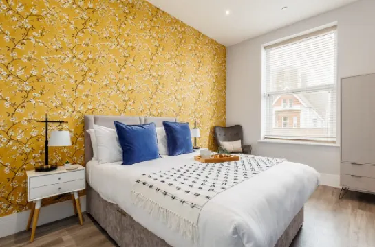 Gorgeous Family 2-Bed Apt w/ Free Gym & Parking