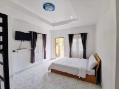 ฉวี พูลวิลล่า ชะอำ