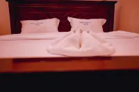 Shimo Resort Hotel Kagadi - Bãi đậu xe