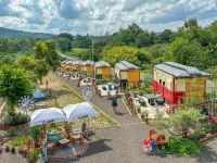 Inn Train Camping  Wangnamkeaw - Homestays