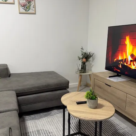 InWeFT Coastal Homes | 858 Luxury Flat B