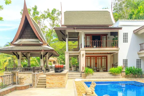 Classic Thai style Cozy Villa fancy pool+garden