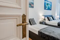 Grand Living Apartment 150m2  10 Guests 2 Bathrooms Kurfürstendamm - جديد