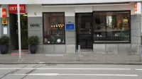 Hotel Jägerhof - 2 ดาว