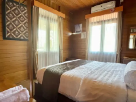 Tomohon 4BR Private Pool Villa