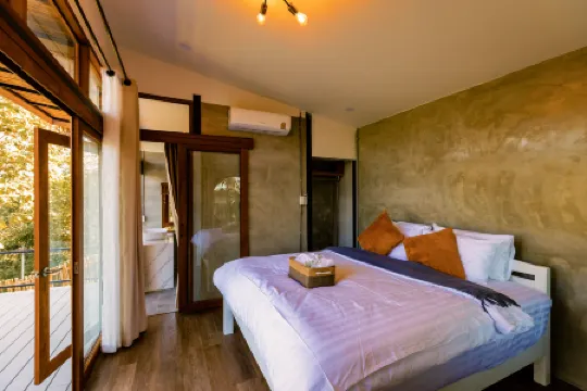 Atsajun Jung Phuview