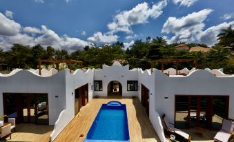 Pink Flamingo Boutique Hotel