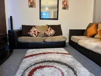 Near City Centre, Free Parking - Homestays