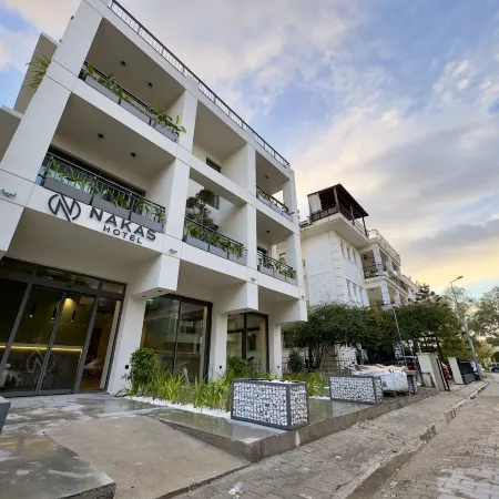 Nakas Hotel