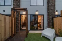 Luxury Central City Getaway
