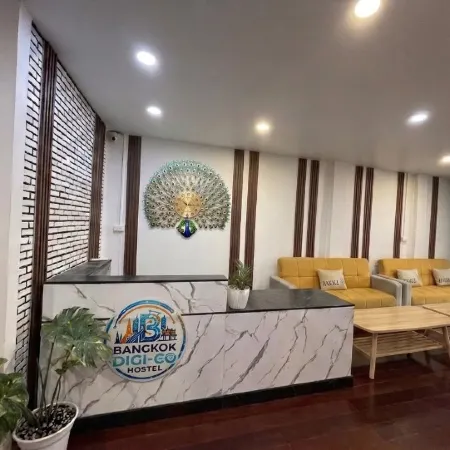 BANGKOK DIGI-CO HOSTEL Отели рядом с достопримечательностью «Станция надземного метро Siam»