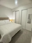 Modern Private 2BR Unit in Takapuna | Parking - Guest houses