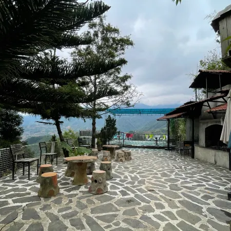 elphant homestay