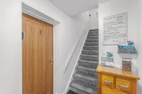 Apt 1: Cosy Ground-Floor Flat - By ShireStays - 3-Star