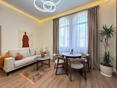 Luxury 2BR Apartment | Good Location | New Design - 新規開業