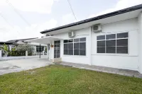 NanYang Retro - Pet allowed | Netflix | BBQ by VCR - Pet friendly