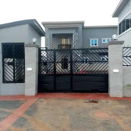 DEEP DIAMOND HOTEL