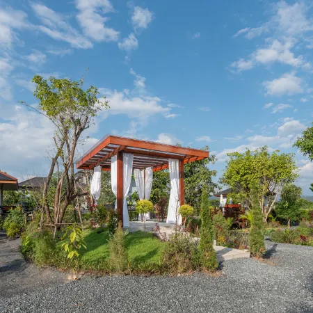 The garden pool villa resort at doisaket