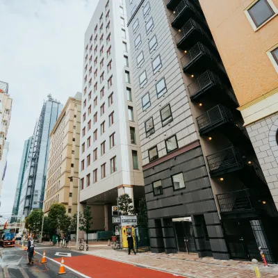 HOTEL LiVEMAX Shiodome Отели рядом с достопримечательностью «Конференц-центр Space FS Shiodome»
