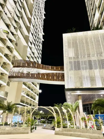 THE SÓNG APARTMENT - ViVi Home Отели рядом с достопримечательностью «Mui Nghinh Phong»