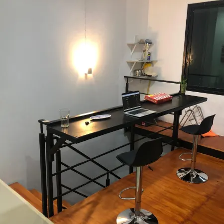 Den Nest Guest House