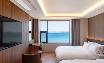 Pohang Yeongildae Beach Hotel