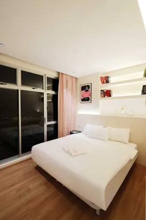 Luxury Dopamine Jacuzzi Midas Seri Alam Отели рядом с достопримечательностью «Mosque Tanjung Puteri Resort»