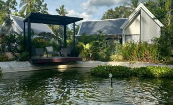 DANU COCO Pool Villa