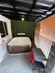 En Casa Cavite Home w/ Pool Tub & Playstation in Tanza