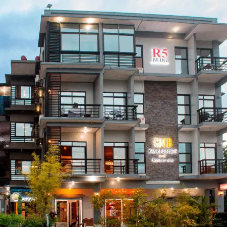 Gmb Arte Hotel