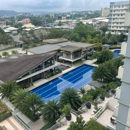 Verdon Parc Davao City with Balcony by darpm
